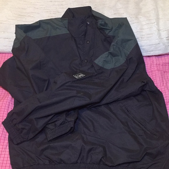 Men windbreaker - Picture 2 of 4
